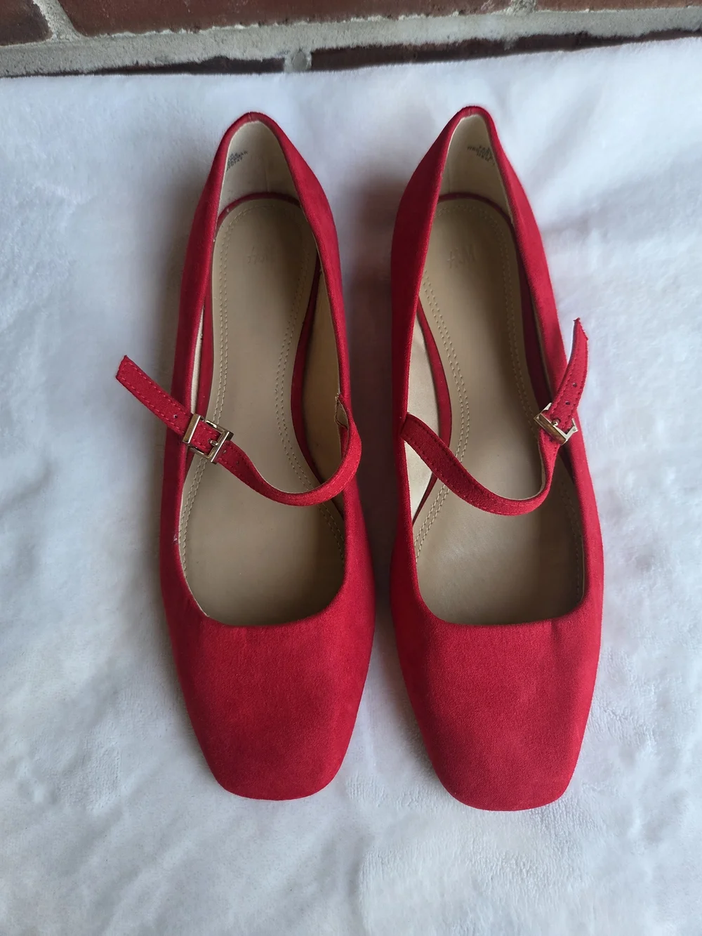 H&M Red Mary Jane Ballet Flats Square Toe Buckle Strap Women's US 7 EU 38